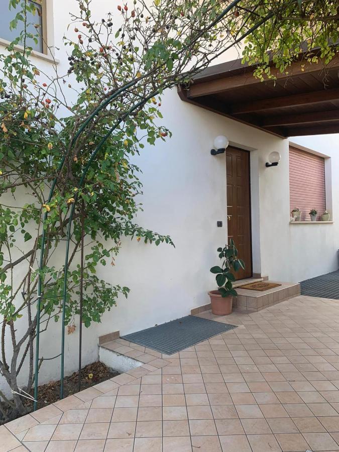 La Casa Di Roberto Bed & Breakfast Madonna Della Pace Exterior photo